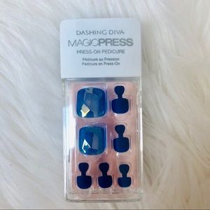 Dashing Diva - Magic press on